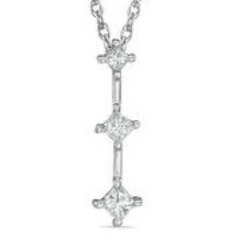 Zales diamond 3 stone pendant